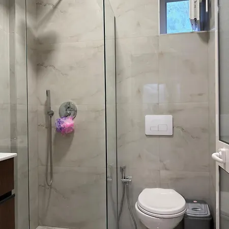 Sol Ambasador 1 Τίρανα